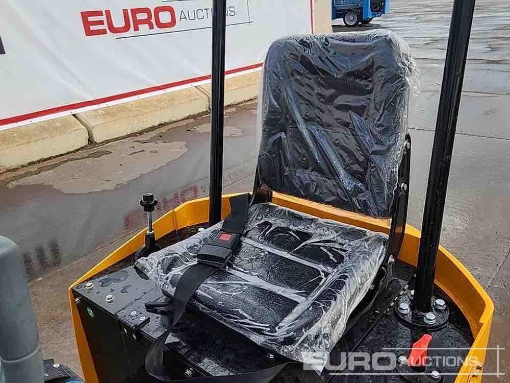 Minikotró Unused 2025 JPC HT 12: 38 kép.