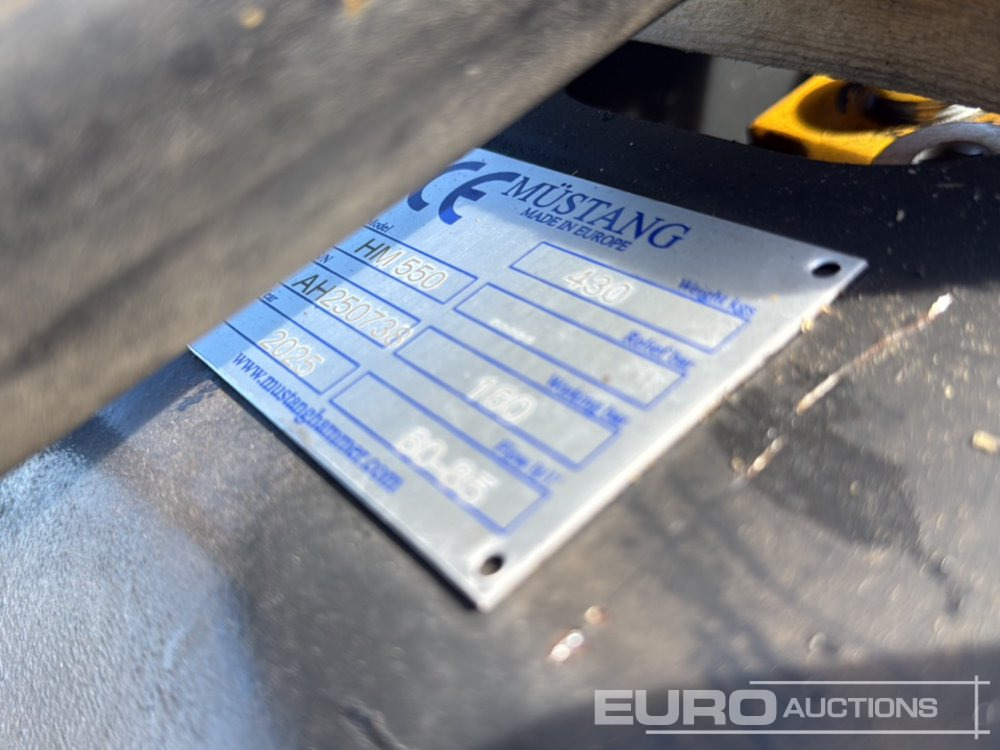 Unused 2025 Mustang HM550 - Hidraulikus törőfej: 5 kép. Unused 2025 Mustang HM550 - Hidraulikus törőfej: 5 kép.