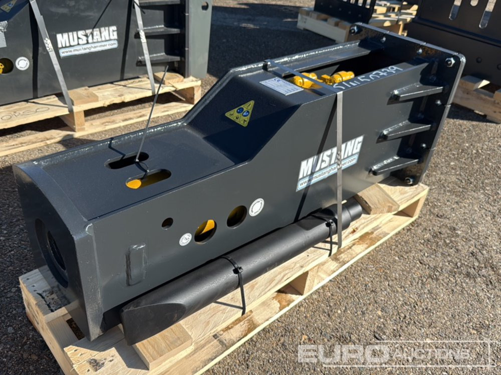 Unused 2025 Mustang HM550 - Hidraulikus törőfej: 3 kép. Unused 2025 Mustang HM550 - Hidraulikus törőfej: 3 kép.