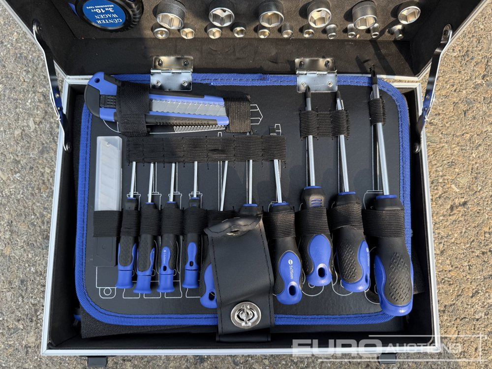 Unused Günter Wagen 110 Pcs Aluminium Tools Box - Építőipari berendezések: 3 kép. Unused Günter Wagen 110 Pcs Aluminium Tools Box - Építőipari berendezések: 3 kép.