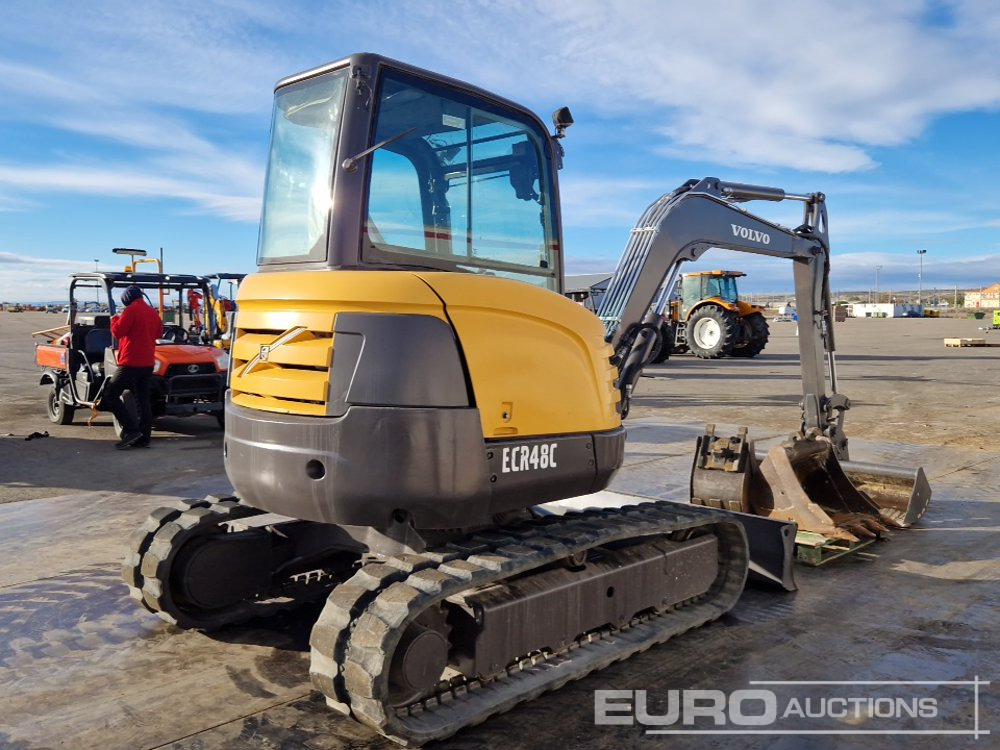 Volvo ECR48C - Minikotró: 5 kép. Volvo ECR48C - Minikotró: 5 kép.