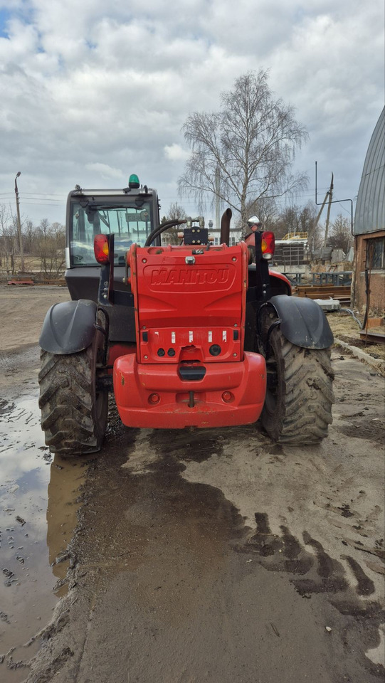 MANITOU MT1840 / 2016 - Teleszkópos rakodó: 2 kép. MANITOU MT1840 / 2016 - Teleszkópos rakodó: 2 kép.