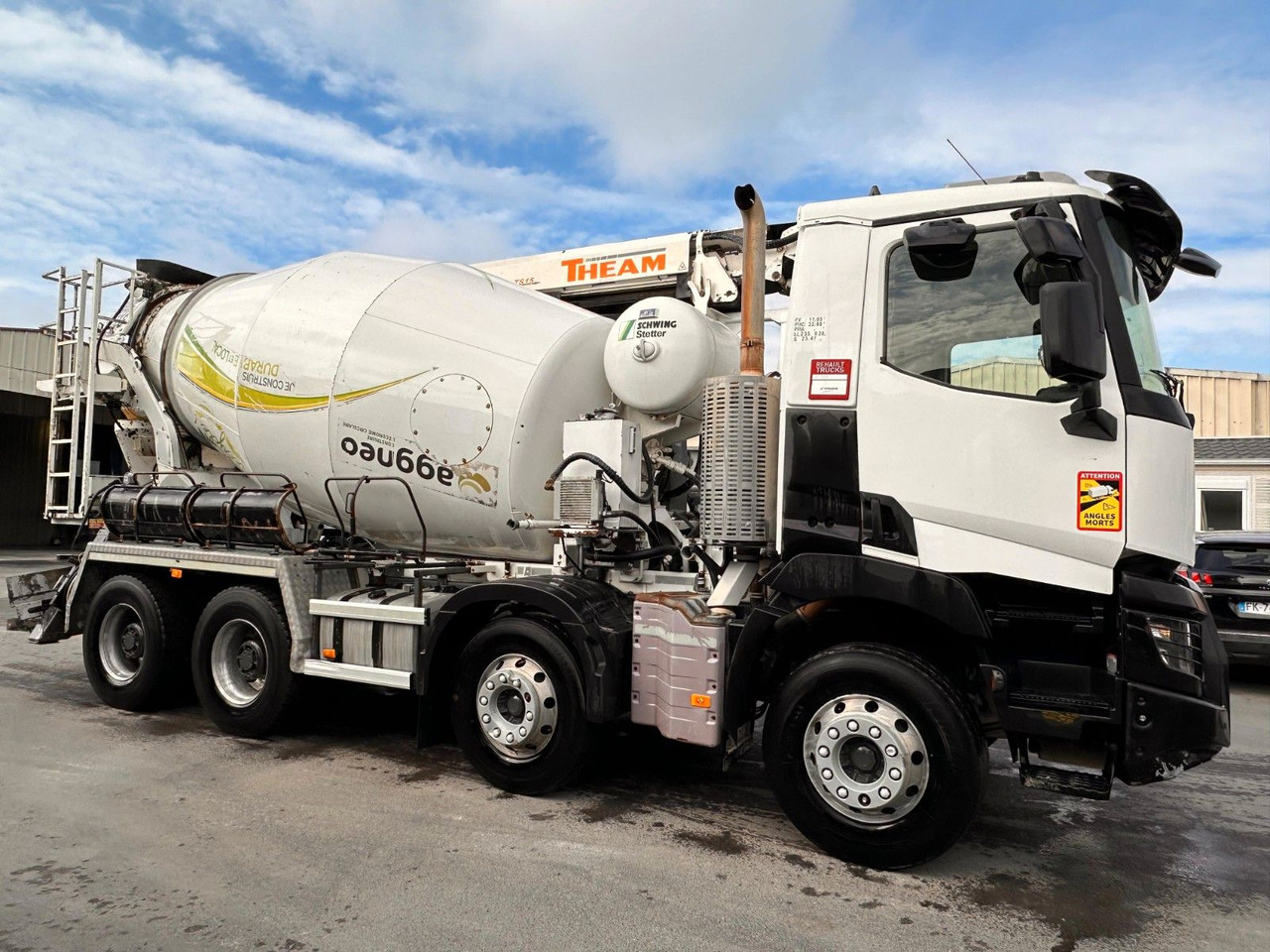 Renault C380 - Betonmixer: 2 kép. Renault C380 - Betonmixer: 2 kép.