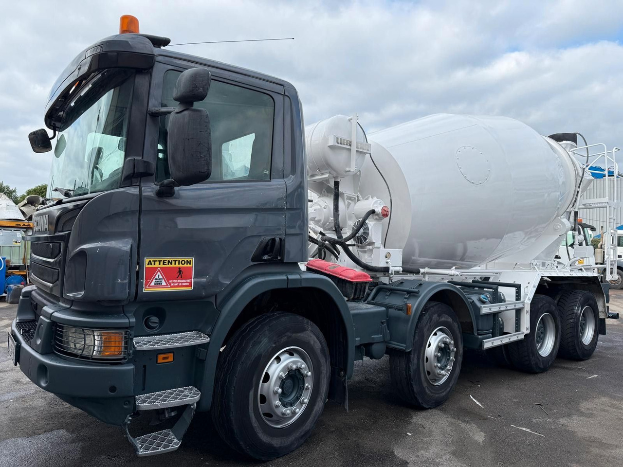 Scania P410 - Betonmixer: 1 kép. Scania P410 - Betonmixer: 1 kép.