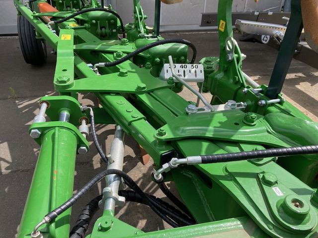 Amazone CAYROS XMS 950 VS 4-Schar - Eke: 4 kép. Amazone CAYROS XMS 950 VS 4-Schar - Eke: 4 kép.