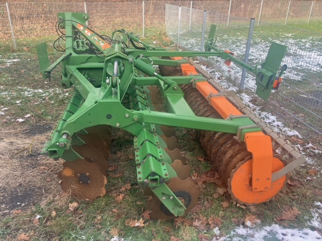 Amazone Catros  5002-2 - Tárcsás borona: 3 kép. Amazone Catros  5002-2 - Tárcsás borona: 3 kép.