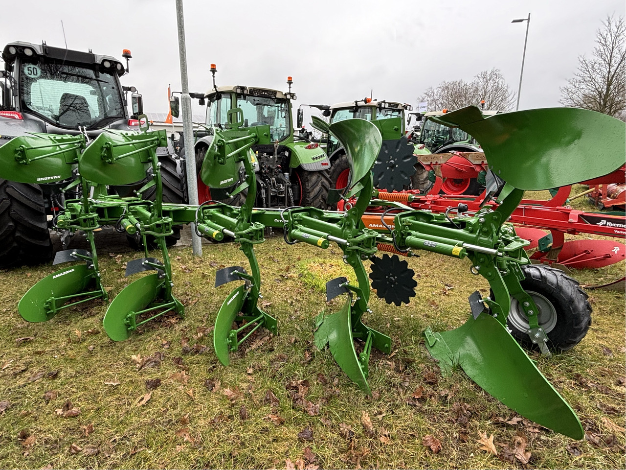 Amazone Cayros XMS 950 S mit Verrohrun - Eke: 3 kép. Amazone Cayros XMS 950 S mit Verrohrun - Eke: 3 kép.
