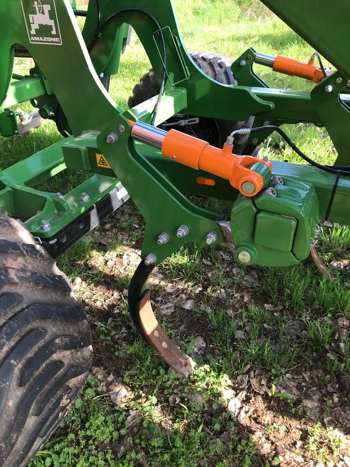 Amazone Ceus 5000-2TX - Tárcsás borona: 5 kép. Amazone Ceus 5000-2TX - Tárcsás borona: 5 kép.