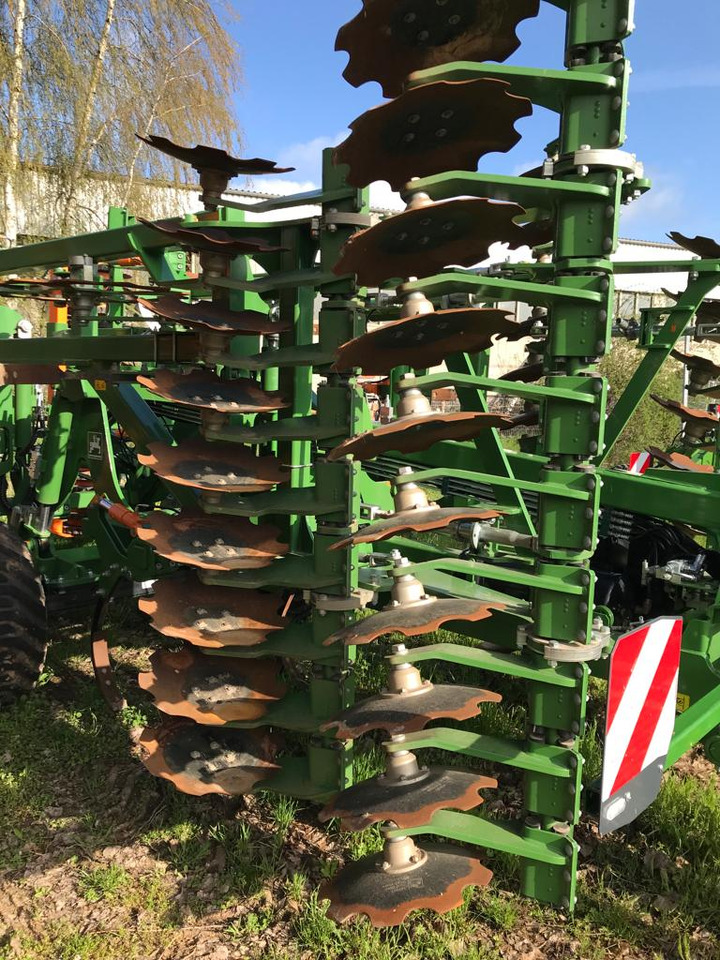 Amazone Ceus 5000-2TX - Tárcsás borona: 4 kép. Amazone Ceus 5000-2TX - Tárcsás borona: 4 kép.