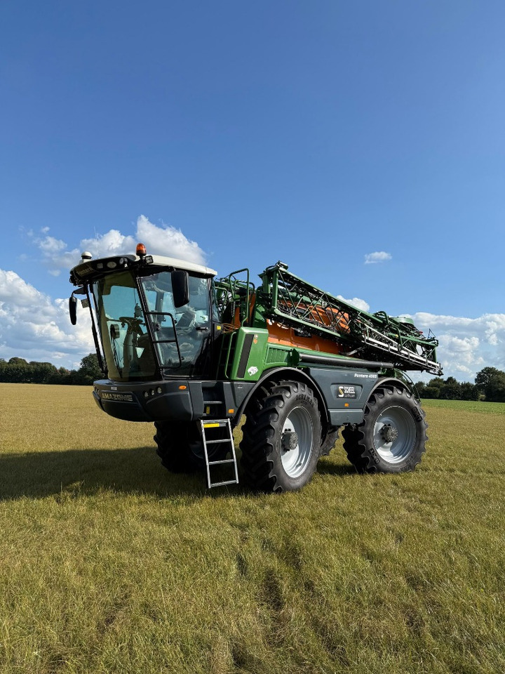 Amazone Panthera 4502 - Önjáró permetező: 1 kép. Amazone Panthera 4502 - Önjáró permetező: 1 kép.