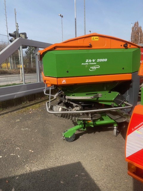 Amazone ZA-V 2000 Super Tronic - Permetezők: 3 kép. Amazone ZA-V 2000 Super Tronic - Permetezők: 3 kép.