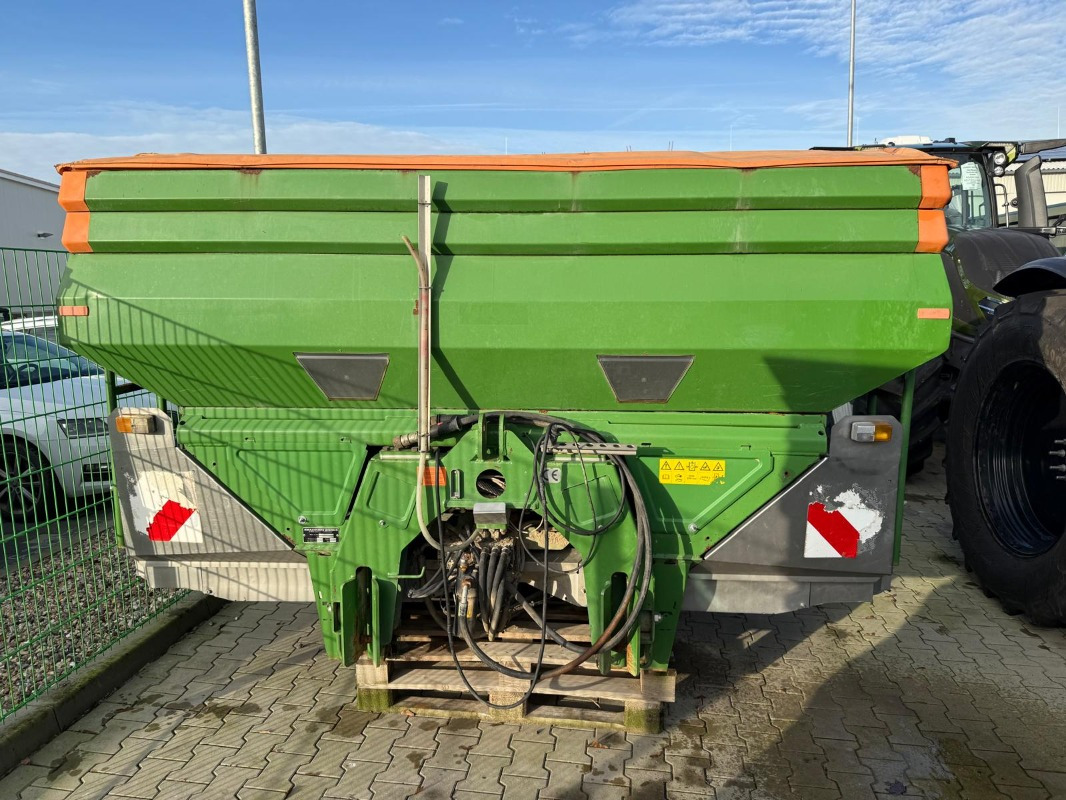 Amazone ZAM-Ultra 4200 Profis Hydro - Permetezők: 4 kép. Amazone ZAM-Ultra 4200 Profis Hydro - Permetezők: 4 kép.