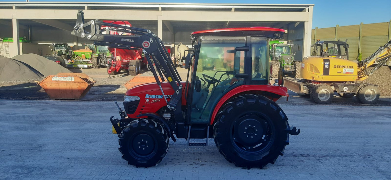 Branson Branson 6225C - Traktor: 1 kép. Branson Branson 6225C - Traktor: 1 kép.