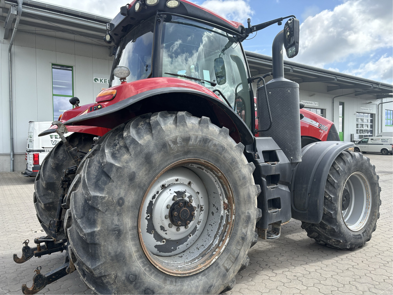 Case IH CVX 310 - Traktor: 3 kép. Case IH CVX 310 - Traktor: 3 kép.