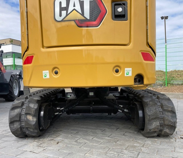 Caterpillar Minibagger 301.6 - Kotrógép: 2 kép. Caterpillar Minibagger 301.6 - Kotrógép: 2 kép.
