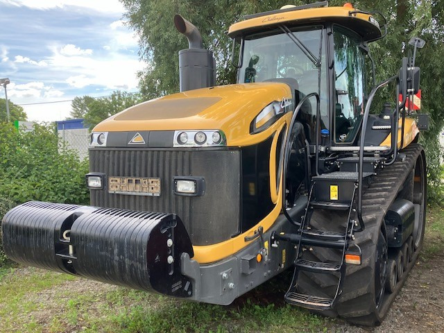 Challenger MT 875 E - Traktor: 1 kép. Challenger MT 875 E - Traktor: 1 kép.