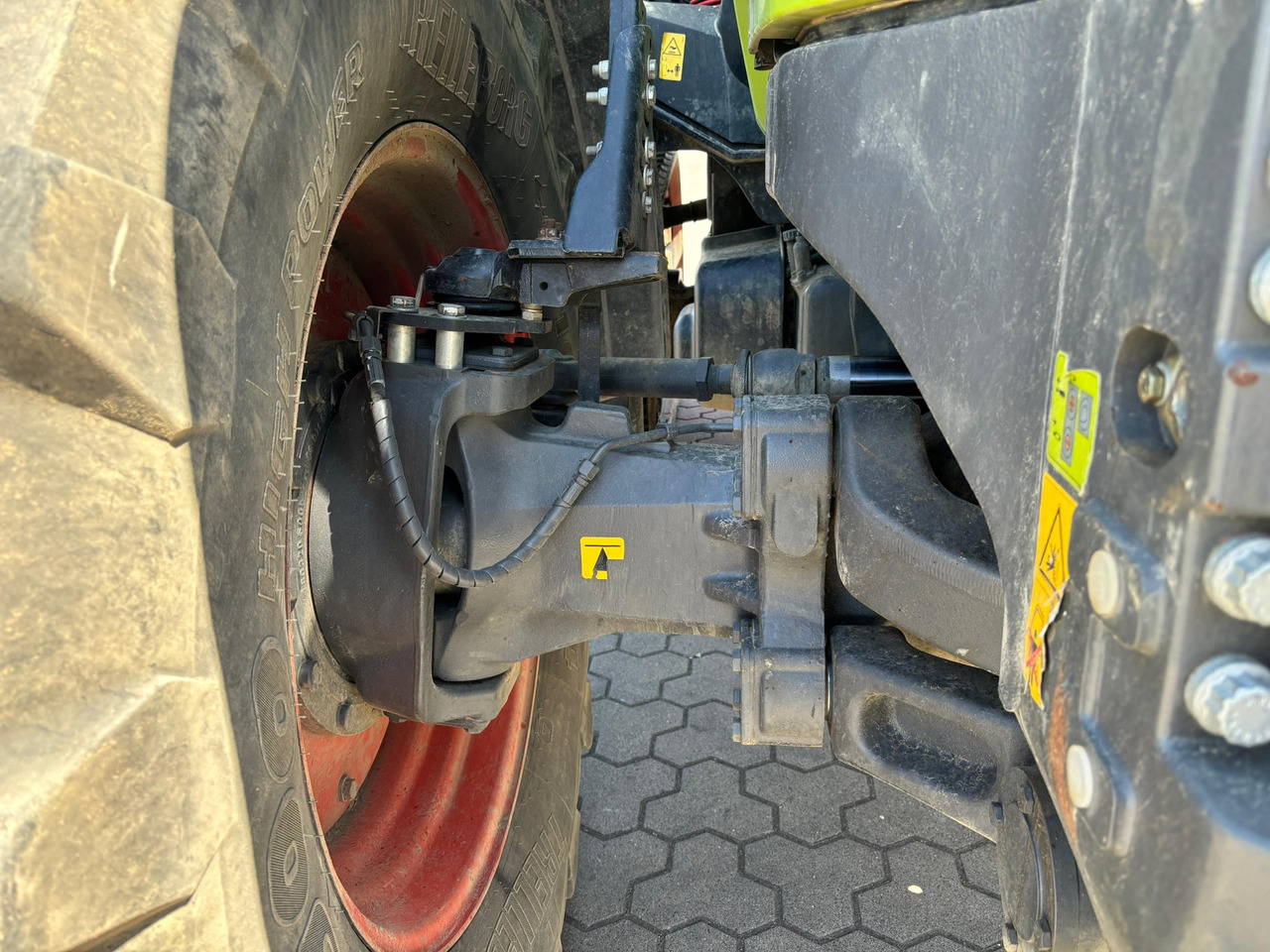 Claas Axion 960 TerraTrac - Traktor: 4 kép. Claas Axion 960 TerraTrac - Traktor: 4 kép.