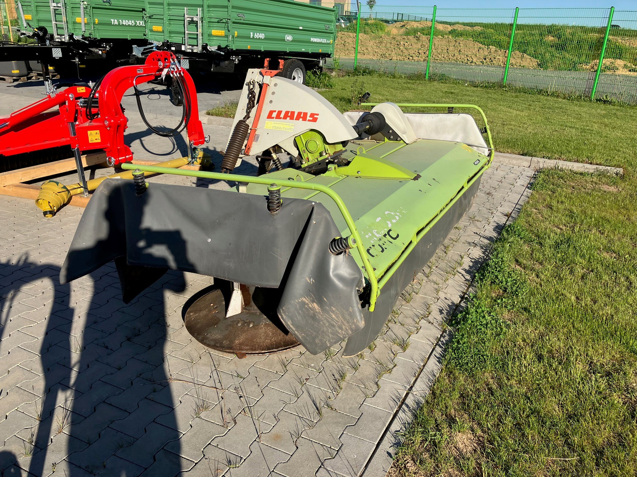Claas Corto 3200 - Fűkasza: 4 kép. Claas Corto 3200 - Fűkasza: 4 kép.