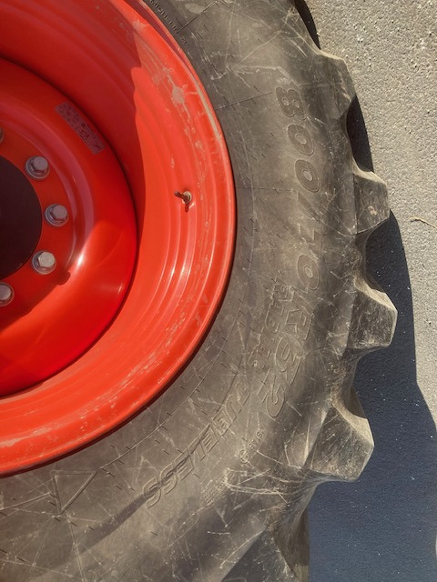 Claas Jaguar 950 - Betakarító gép: 2 kép. Claas Jaguar 950 - Betakarító gép: 2 kép.