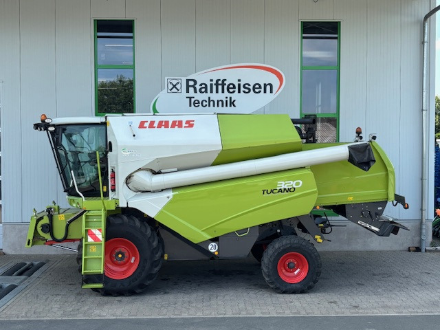 Claas Tucano 320 - Kombájn: 1 kép. Claas Tucano 320 - Kombájn: 1 kép.