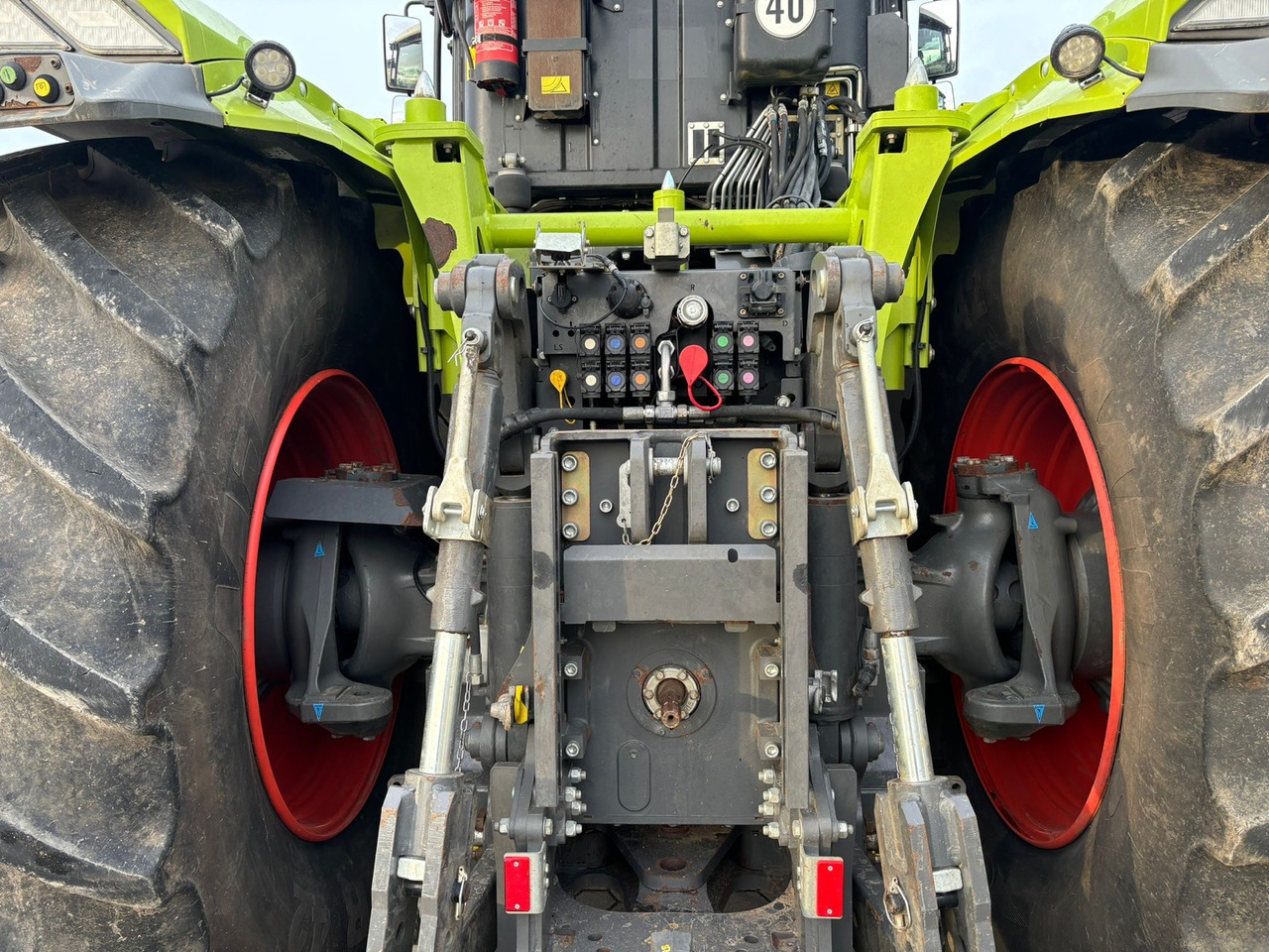 Claas Xerion 4200 Trac - Traktor: 5 kép. Claas Xerion 4200 Trac - Traktor: 5 kép.