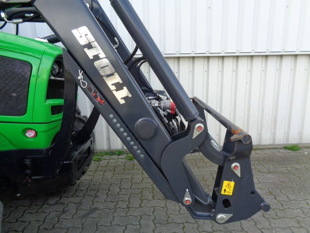 Deutz-Fahr 5080 D Keyline - Traktor: 2 kép. Deutz-Fahr 5080 D Keyline - Traktor: 2 kép.