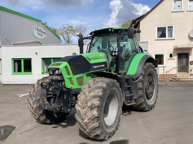 Deutz-Fahr Agrotron 7230 TTV - Traktor: 1 kép. Deutz-Fahr Agrotron 7230 TTV - Traktor: 1 kép.