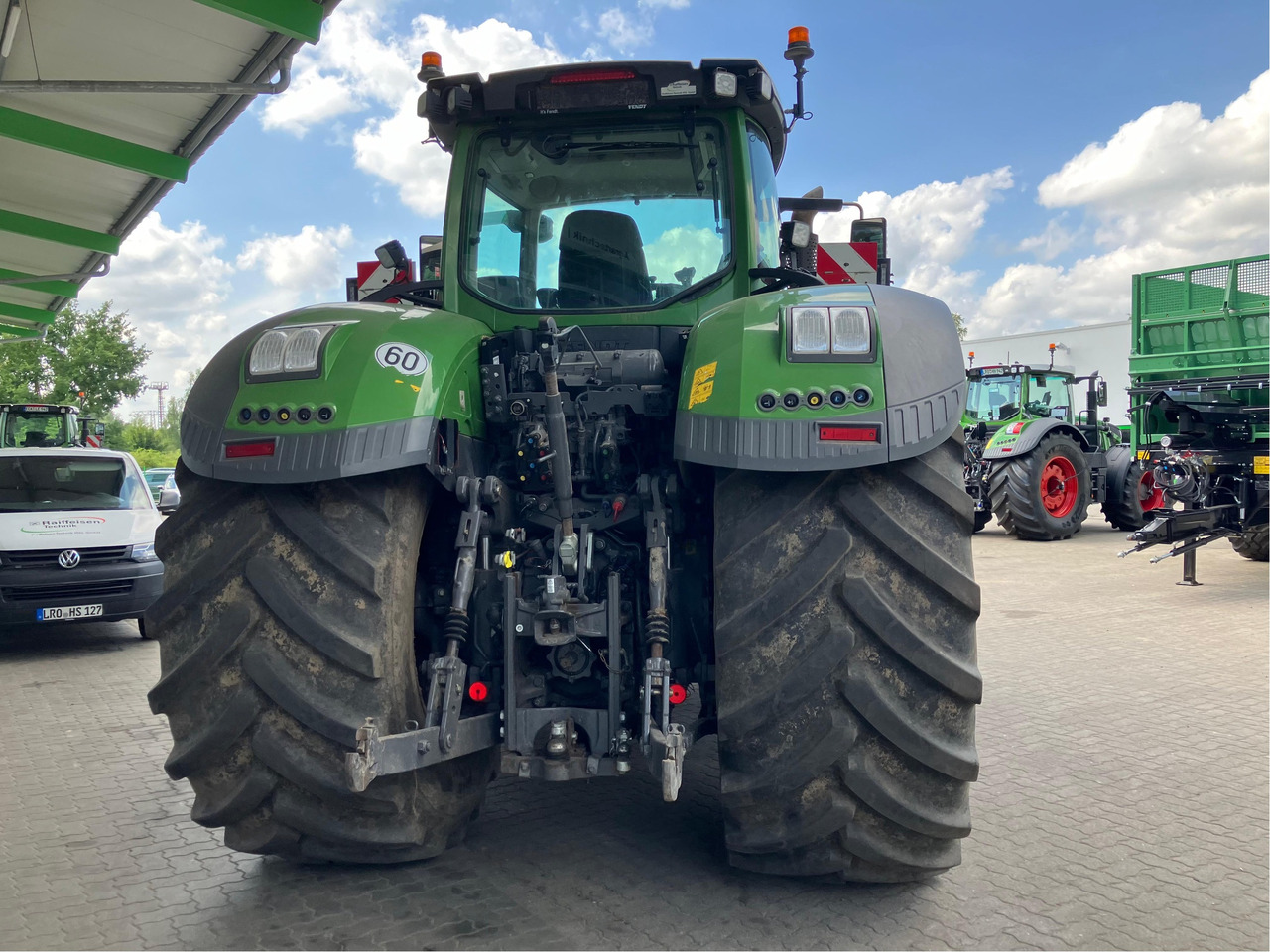 Fendt 1050 Vario Gen2 Profi Plus - Traktor: 4 kép. Fendt 1050 Vario Gen2 Profi Plus - Traktor: 4 kép.