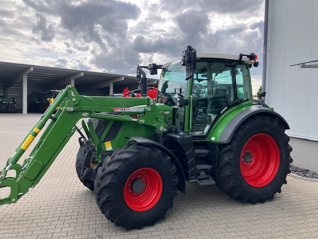 Fendt 313 Vario Gen4 Power Sett.2 - Traktor: 4 kép. Fendt 313 Vario Gen4 Power Sett.2 - Traktor: 4 kép.