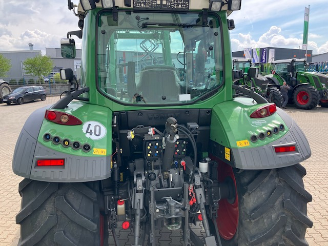Fendt 313 Vario S4 Profi - Traktor: 5 kép. Fendt 313 Vario S4 Profi - Traktor: 5 kép.