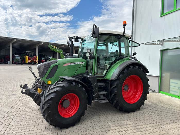 Fendt 313 Vario S4 Profi - Traktor: 1 kép. Fendt 313 Vario S4 Profi - Traktor: 1 kép.