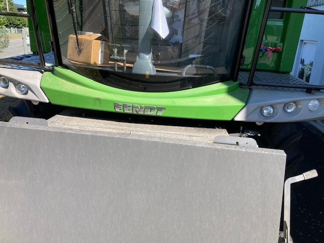 Fendt 5255 L MCS - Kombájn: 2 kép. Fendt 5255 L MCS - Kombájn: 2 kép.
