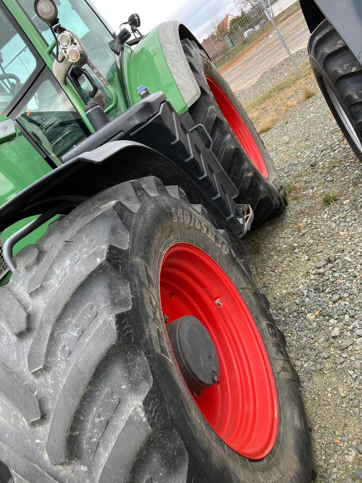 Fendt 718 Vario Profi - Traktor: 4 kép. Fendt 718 Vario Profi - Traktor: 4 kép.