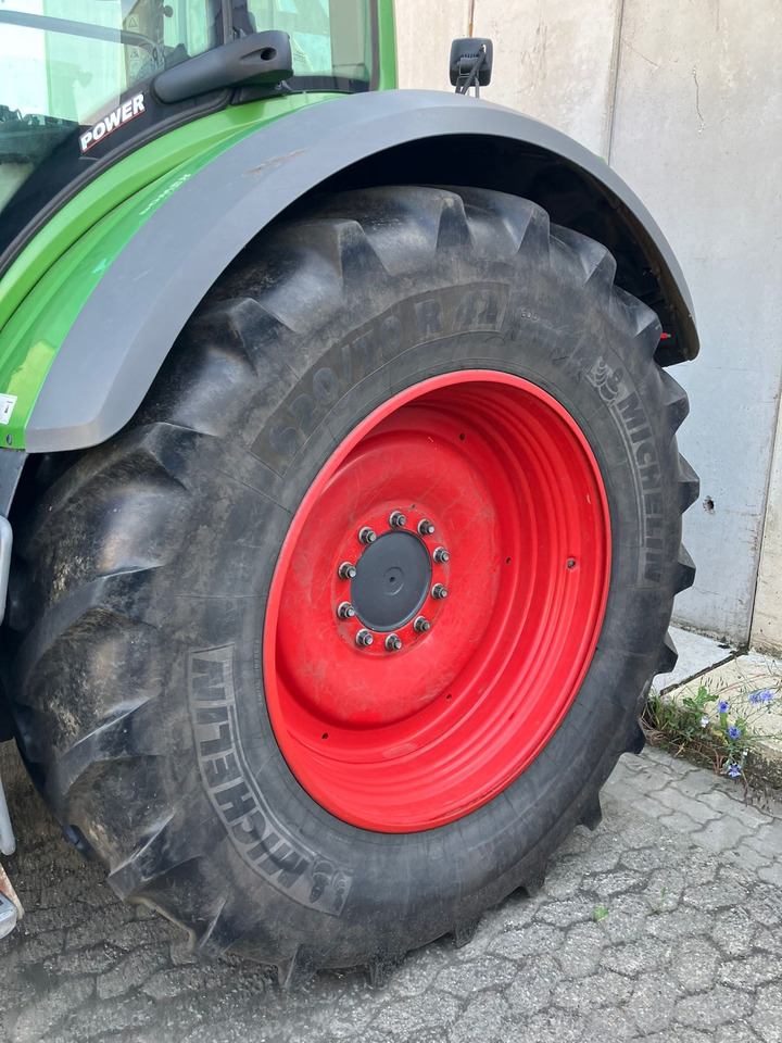 Fendt 718 Vario S4 Power - Traktor: 5 kép. Fendt 718 Vario S4 Power - Traktor: 5 kép.