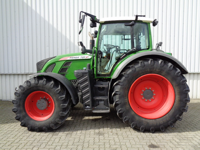 Fendt 720 Vario S4 Power - Traktor: 1 kép. Fendt 720 Vario S4 Power - Traktor: 1 kép.