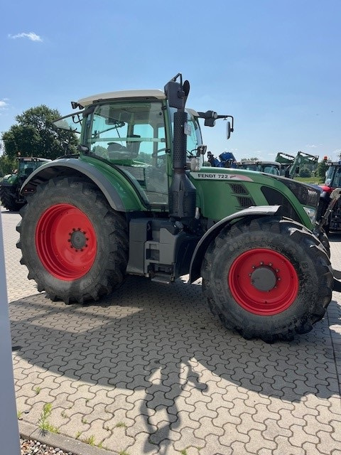 Fendt 722 - Traktor: 4 kép. Fendt 722 - Traktor: 4 kép.