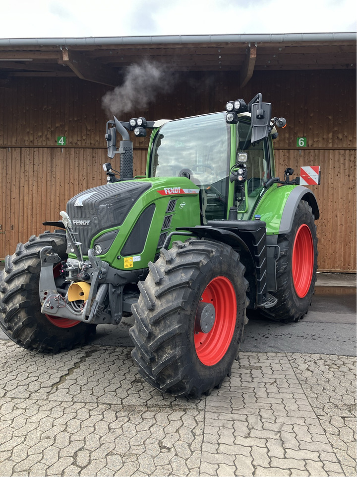 Fendt 724 Vario Gen6 Power Setting2 - Traktor: 1 kép. Fendt 724 Vario Gen6 Power Setting2 - Traktor: 1 kép.