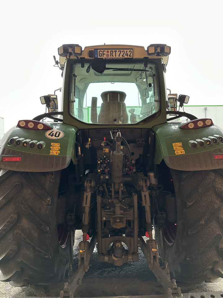 Fendt 724 Vario S4 ProfiPlus - Traktor: 4 kép. Fendt 724 Vario S4 ProfiPlus - Traktor: 4 kép.