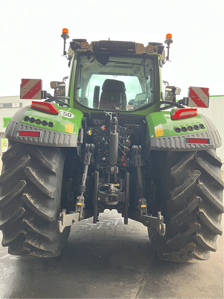 Fendt 728 Vario Gen7 - Traktor: 5 kép. Fendt 728 Vario Gen7 - Traktor: 5 kép.