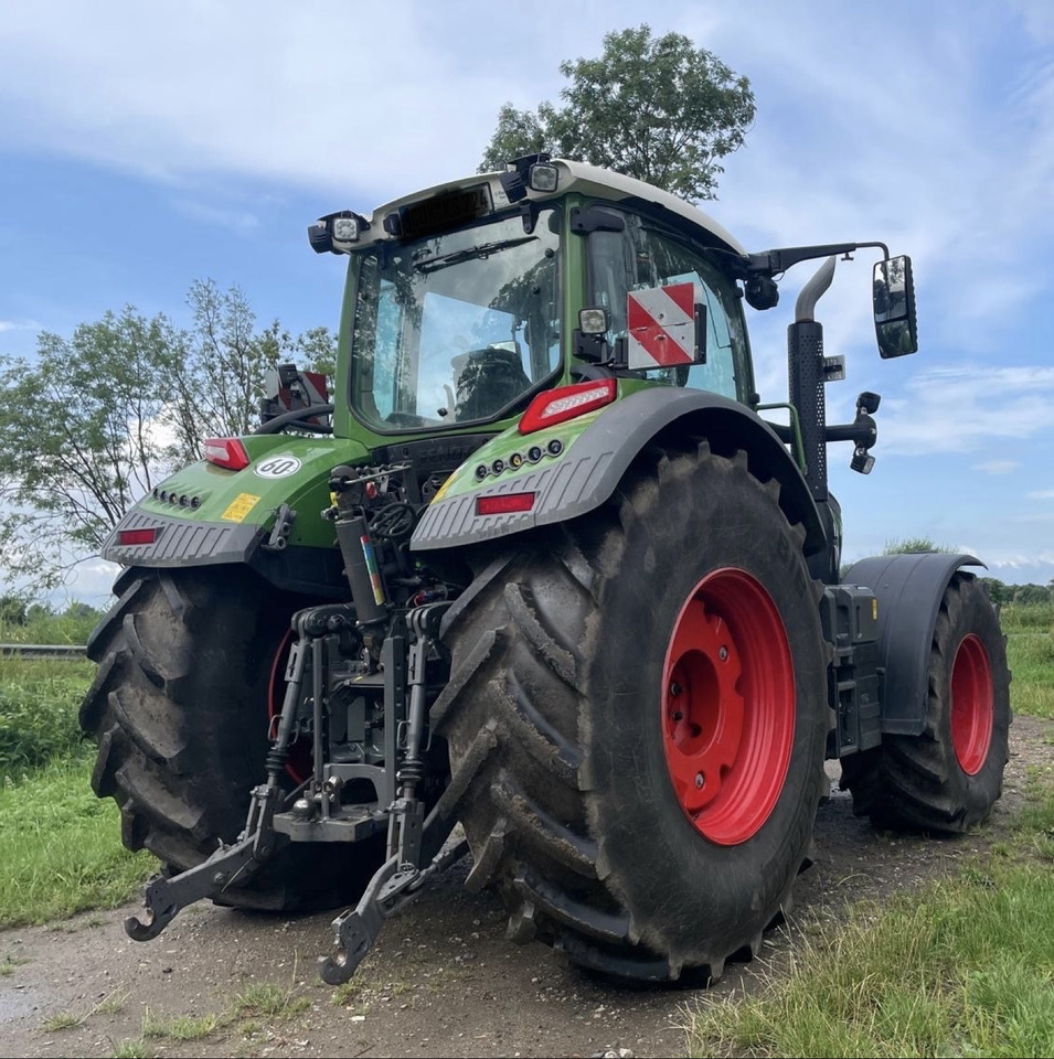 Fendt 728 Vario Gen7 Power - Traktor: 4 kép. Fendt 728 Vario Gen7 Power - Traktor: 4 kép.