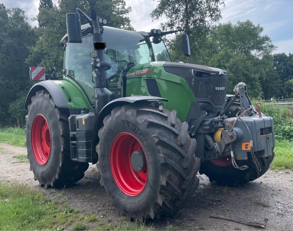 Fendt 728 Vario Gen7 Power - Traktor: 5 kép. Fendt 728 Vario Gen7 Power - Traktor: 5 kép.