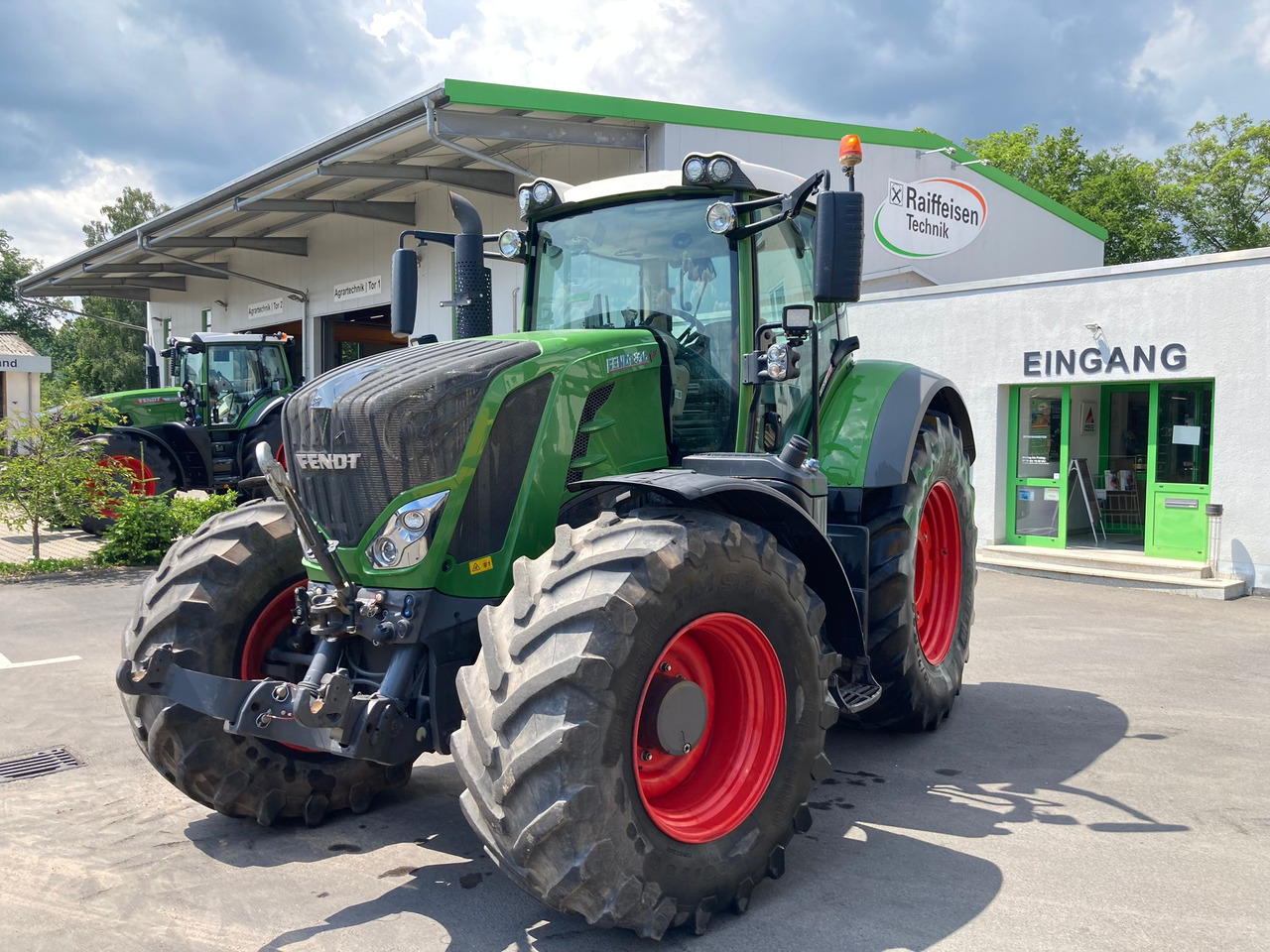 Fendt 826 Vario S4 Profi - Traktor: 1 kép. Fendt 826 Vario S4 Profi - Traktor: 1 kép.
