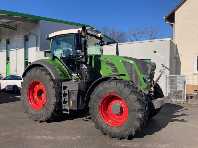 Fendt 826 Vario S4 Profi - Traktor: 1 kép. Fendt 826 Vario S4 Profi - Traktor: 1 kép.