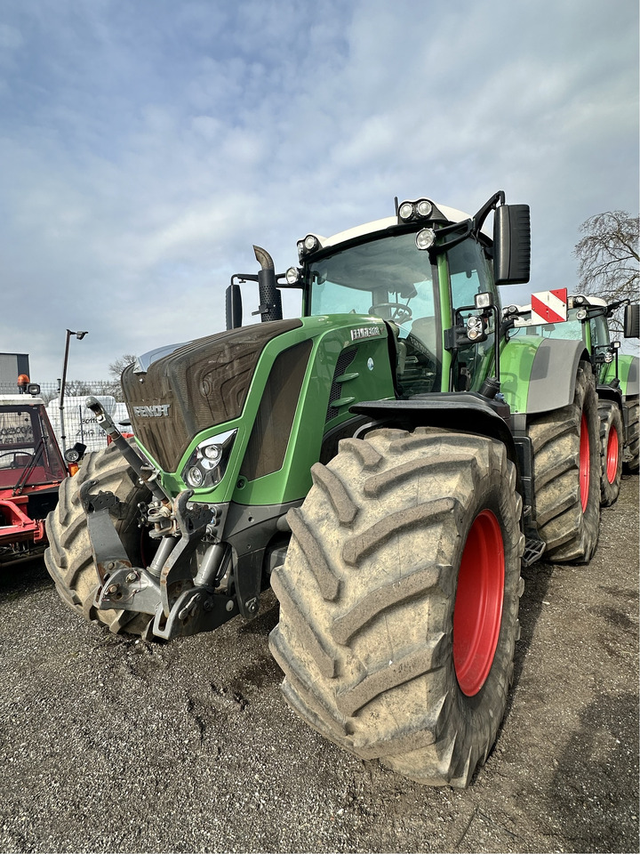 Fendt 828 S4 Profi Plus - Traktor: 1 kép. Fendt 828 S4 Profi Plus - Traktor: 1 kép.