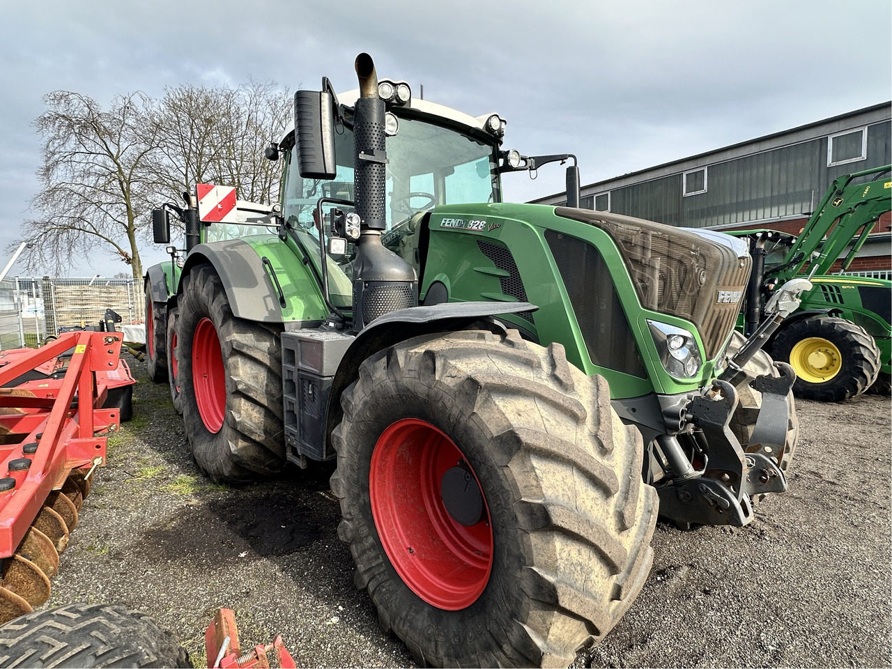 Fendt 828 S4 Profi Plus - Traktor: 4 kép. Fendt 828 S4 Profi Plus - Traktor: 4 kép.