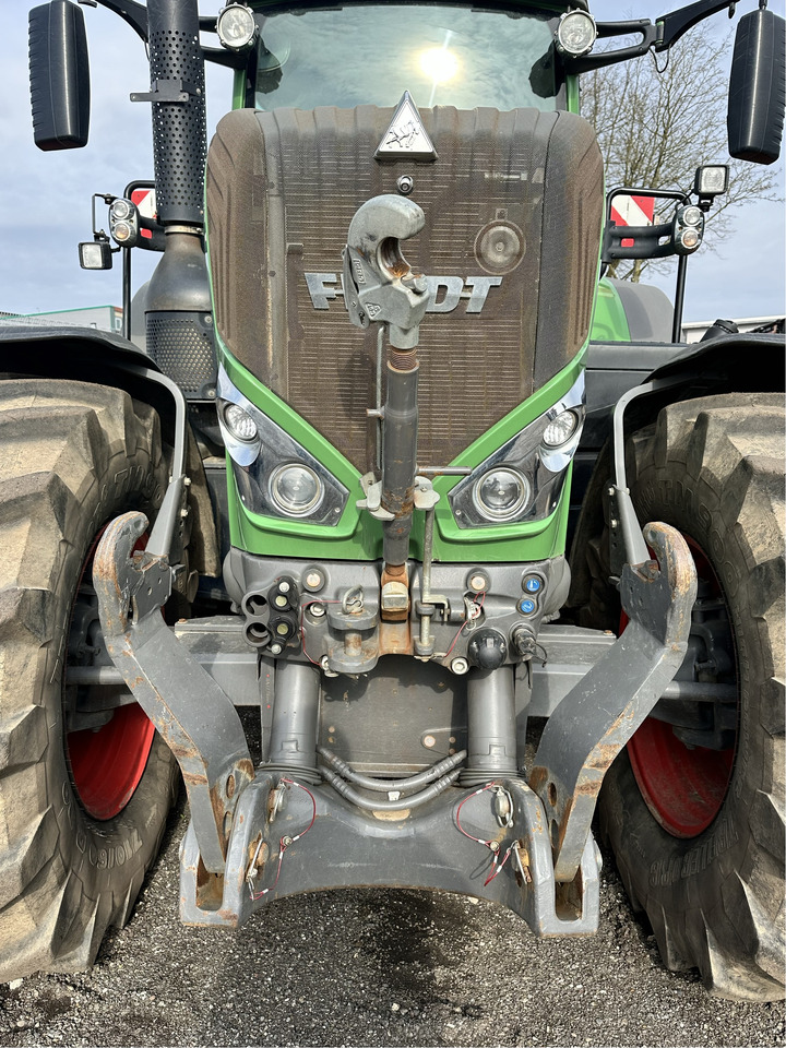 Fendt 828 S4 Profi Plus - Traktor: 5 kép. Fendt 828 S4 Profi Plus - Traktor: 5 kép.