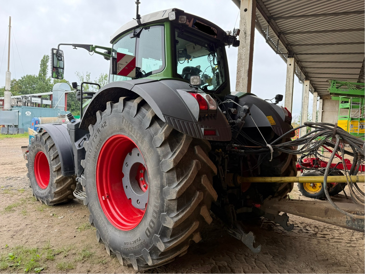 Fendt 828 Vario S4 ProfiPlus - Traktor: 4 kép. Fendt 828 Vario S4 ProfiPlus - Traktor: 4 kép.