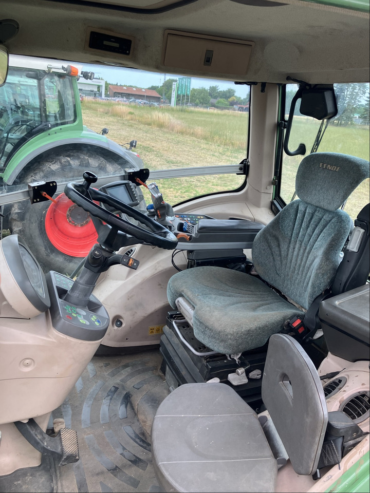 Traktor Fendt 927Profi  SCR: 7 kép.