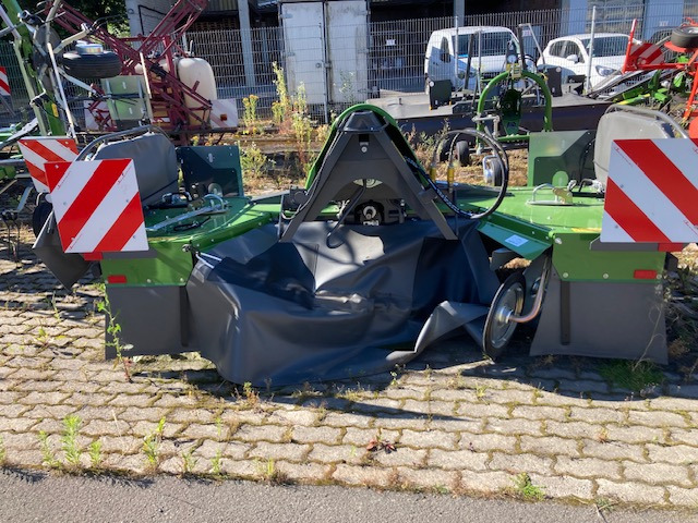 Fendt Cutter 3140 FPV - Fűkasza: 1 kép. Fendt Cutter 3140 FPV - Fűkasza: 1 kép.
