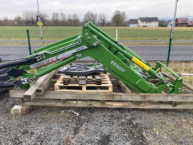 Fendt FL CARGO Profi 5X/90 - 3. Vent - Homlokrakodó traktorhoz: 4 kép. Fendt FL CARGO Profi 5X/90 - 3. Vent - Homlokrakodó traktorhoz: 4 kép.